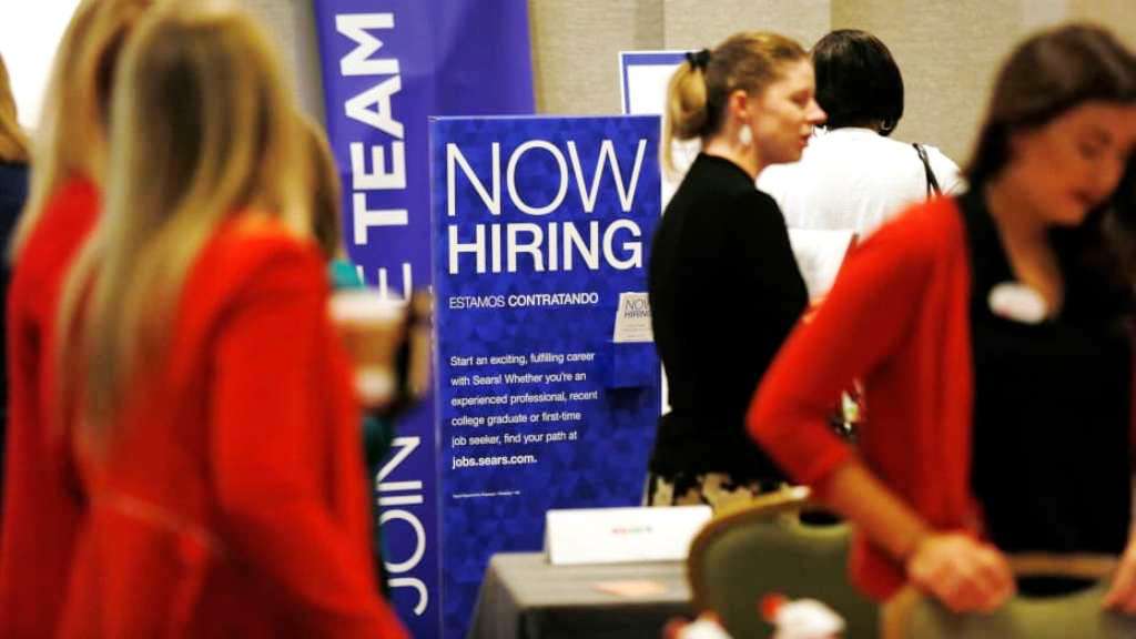 US Economy Starts 2024 with Strong Job Growth of 353,000